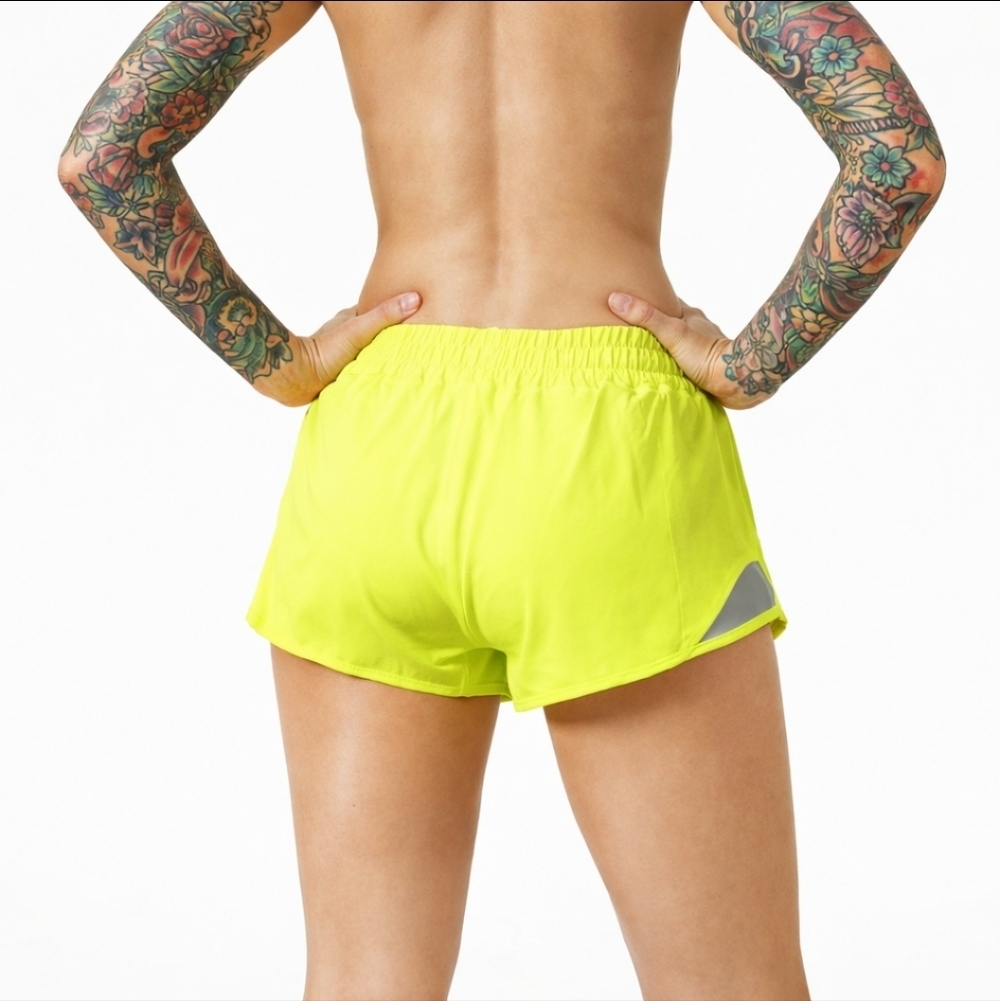 Lululemon Hotty Hot Short II Highlight Yellow Lined sz 14 NEW